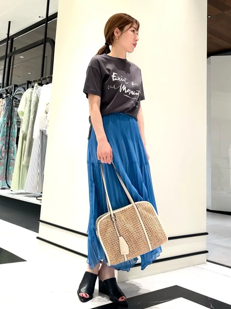 GRACE CONTINENTAL The Banquet 泉　智子 コーディネート画像