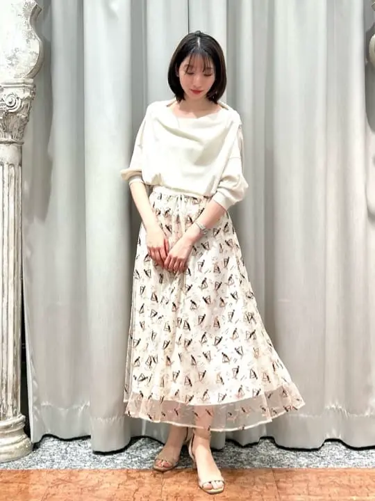 GRACE CONTINENTAL The Banquet eri コーディネート画像