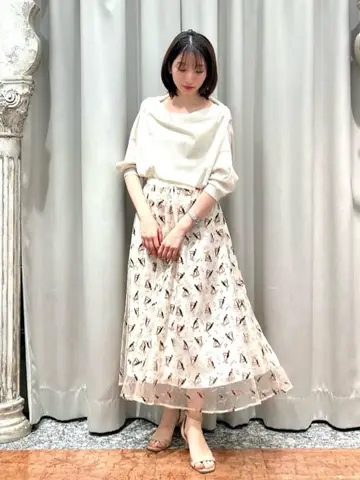 GRACE CONTINENTAL The Banquet eri コーディネート画像