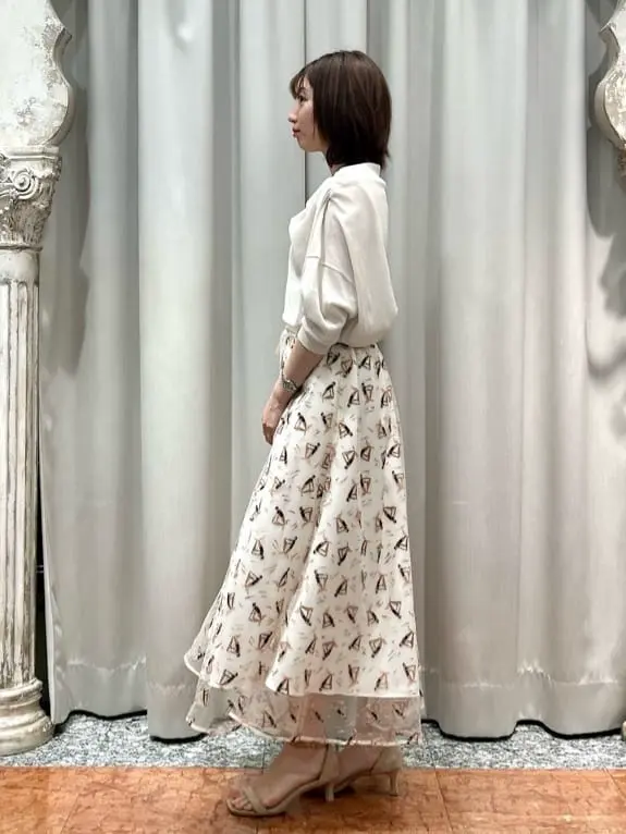 GRACE CONTINENTAL The Banquet eri コーディネート画像