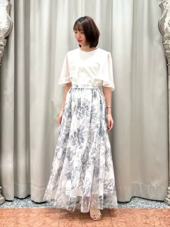 GRACE CONTINENTAL The Banquet eri コーディネート画像