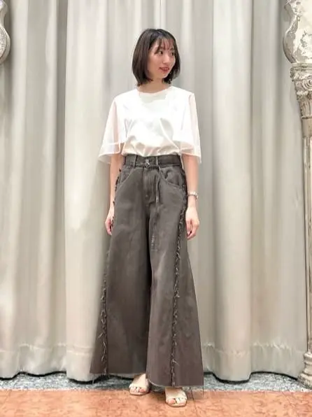 GRACE CONTINENTAL The Banquet eri コーディネート画像