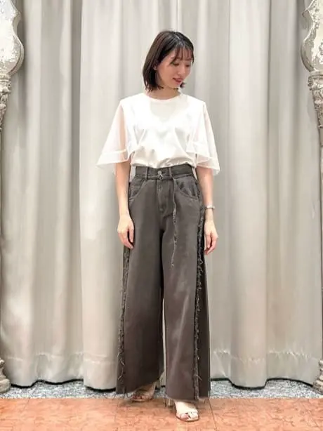 GRACE CONTINENTAL The Banquet eri コーディネート画像