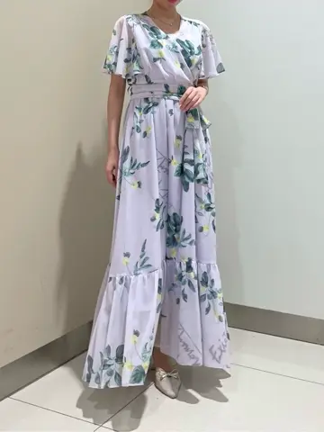 GRACE CONTINENTAL The Banquet Ezawa.M コーディネート画像