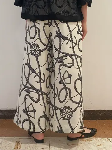 GRACE CONTINENTAL The Banquet mikiho コーディネート画像