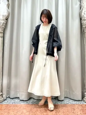 GRACE CONTINENTAL The Banquet eri コーディネート画像