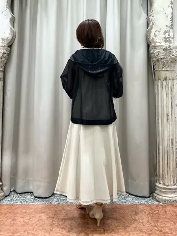 GRACE CONTINENTAL The Banquet eri コーディネート画像