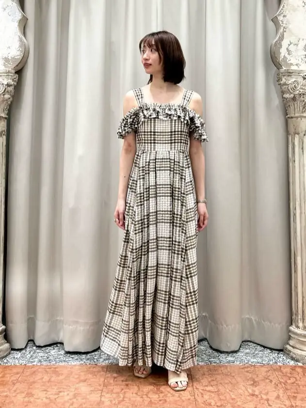 GRACE CONTINENTAL The Banquet eri コーディネート画像