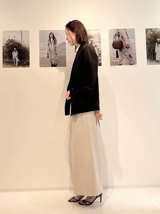 GRACE CONTINENTAL The Banquet 亀田 未希 コーディネート画像