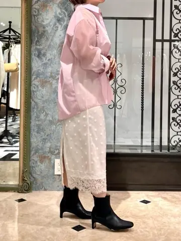 GRACE CONTINENTAL The Banquet 吉永　ひかる コーディネート画像