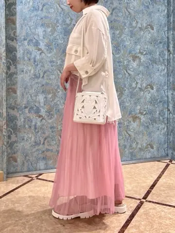 GRACE CONTINENTAL The Banquet 吉永　ひかる コーディネート画像