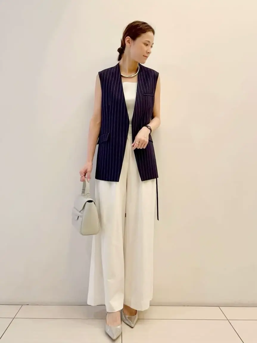 GRACE CONTINENTAL The Banquet 亀田 未希 コーディネート画像