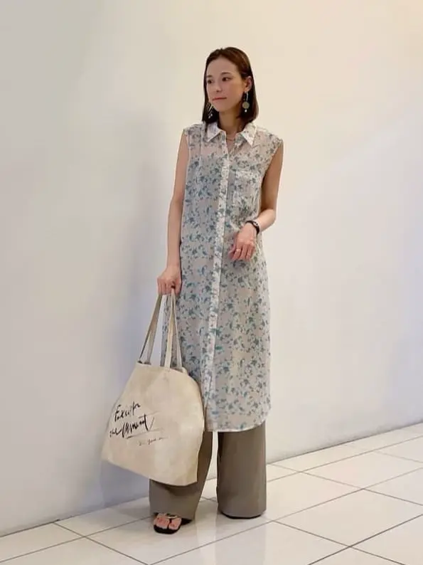 GRACE CONTINENTAL The Banquet 亀田 未希 コーディネート画像