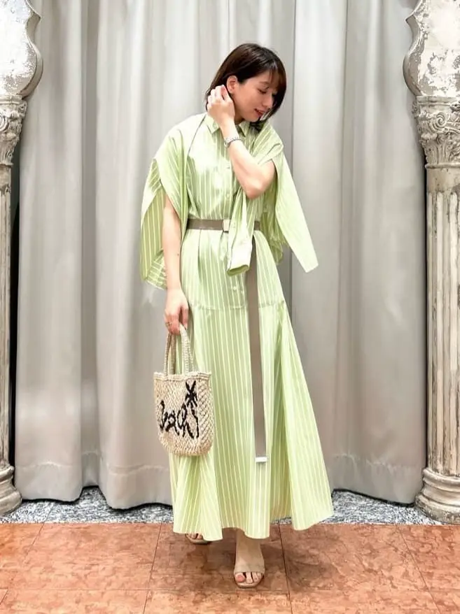 GRACE CONTINENTAL The Banquet eri コーディネート画像