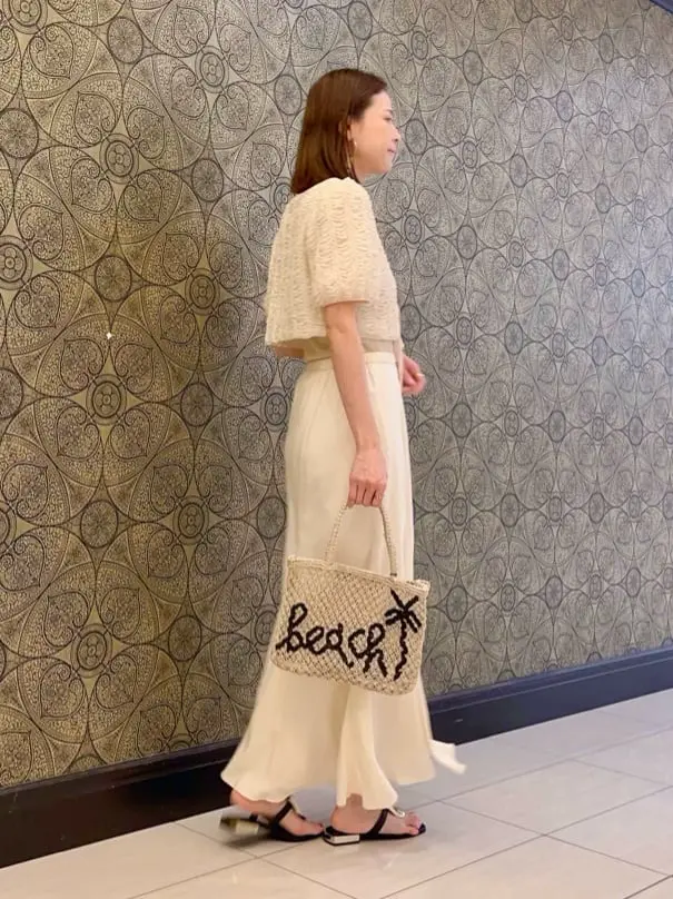 GRACE CONTINENTAL The Banquet 亀田 未希 コーディネート画像