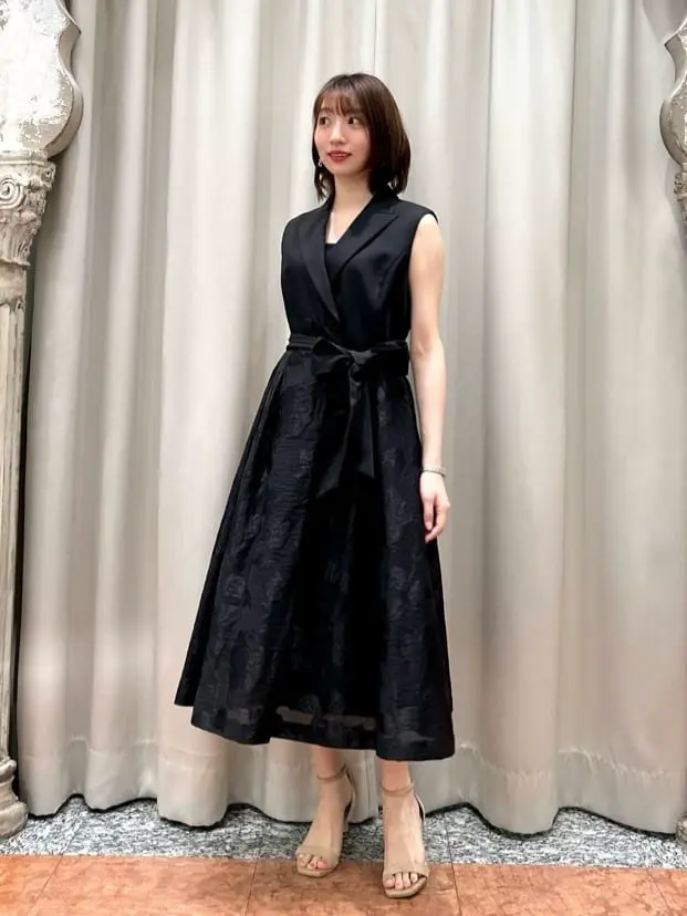 GRACE CONTINENTAL The Banquet eri コーディネート画像