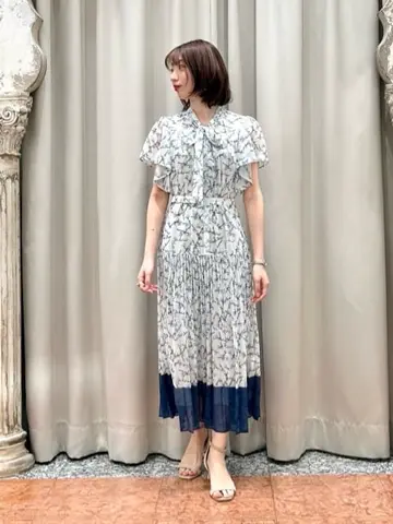 GRACE CONTINENTAL The Banquet eri コーディネート画像