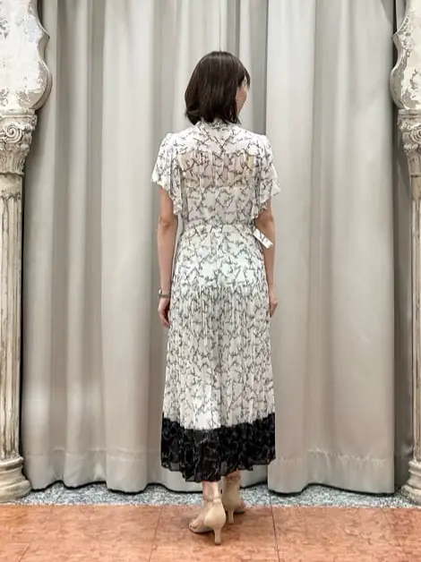 GRACE CONTINENTAL The Banquet eri コーディネート画像