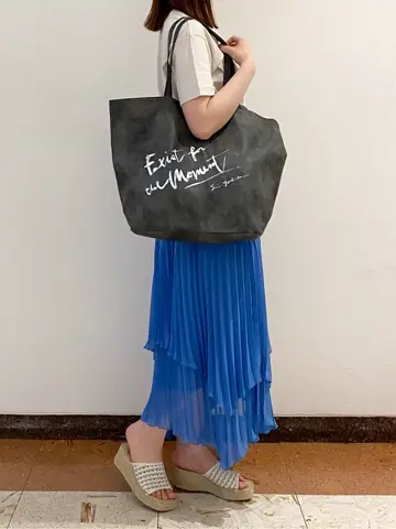 GRACE CONTINENTAL The Banquet mikiho コーディネート画像