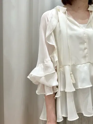 GRACE CONTINENTAL The Banquet eri コーディネート画像