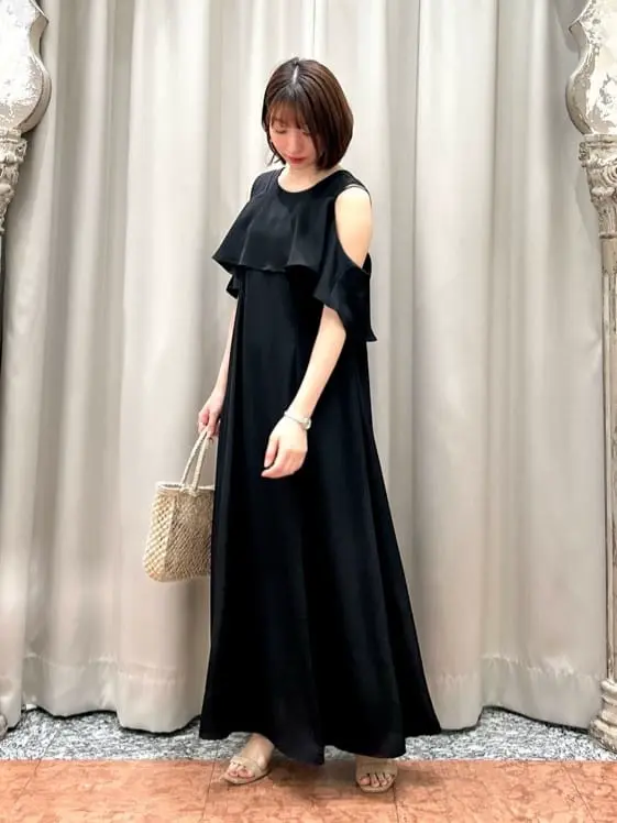 GRACE CONTINENTAL The Banquet eri コーディネート画像