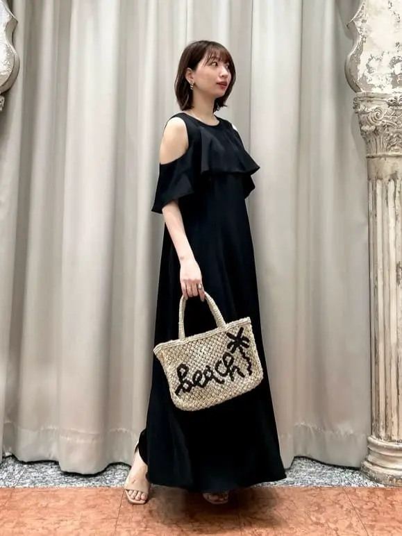 GRACE CONTINENTAL The Banquet eri コーディネート画像