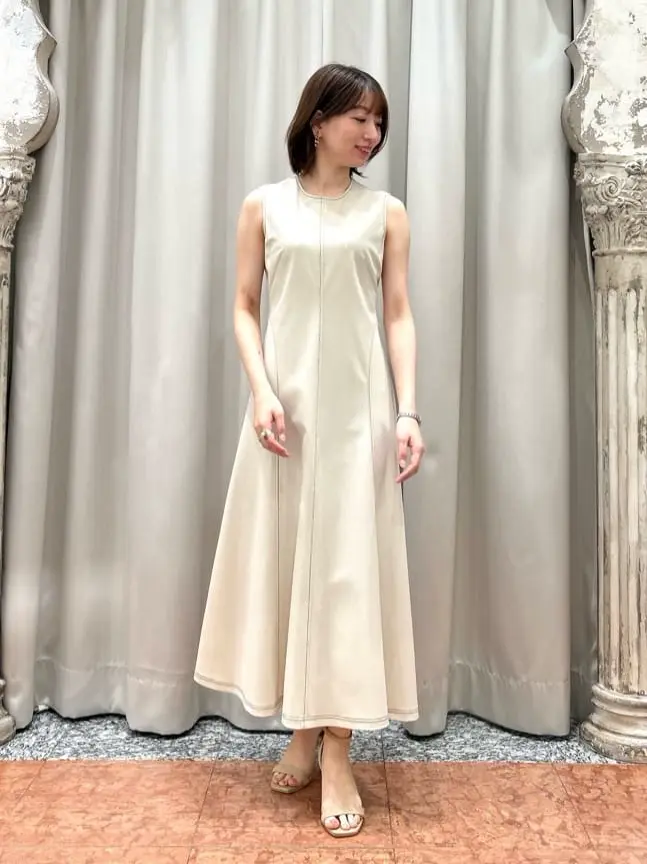 GRACE CONTINENTAL The Banquet eri コーディネート画像