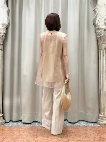 GRACE CONTINENTAL The Banquet eri コーディネート画像