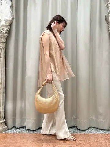 GRACE CONTINENTAL The Banquet eri コーディネート画像