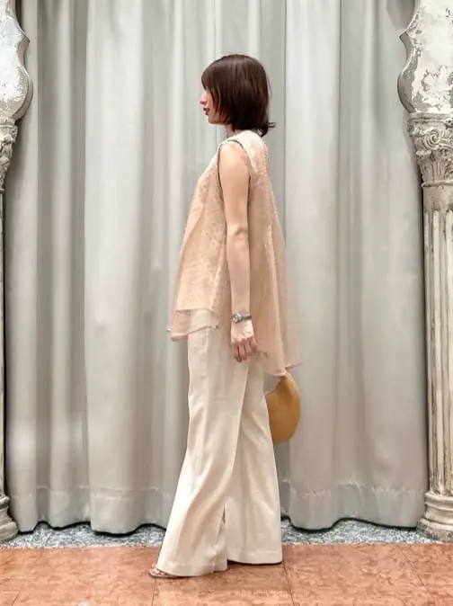 GRACE CONTINENTAL The Banquet eri コーディネート画像