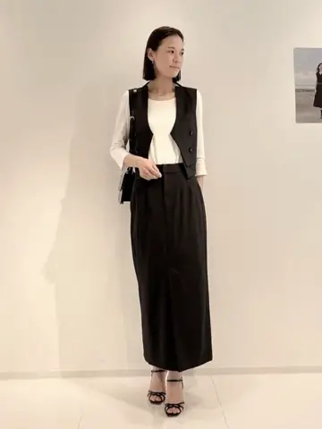 GRACE CONTINENTAL The Banquet 亀田 未希 コーディネート画像