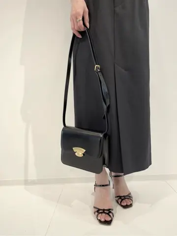 GRACE CONTINENTAL The Banquet 亀田 未希 コーディネート画像