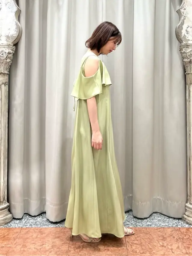 GRACE CONTINENTAL The Banquet eri コーディネート画像