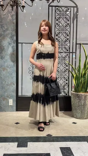 GRACE CONTINENTAL The Banquet 近藤　紫織 コーディネート画像