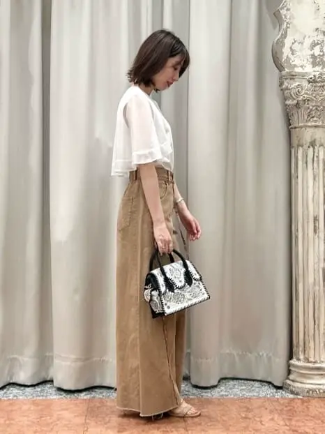 GRACE CONTINENTAL The Banquet eri コーディネート画像