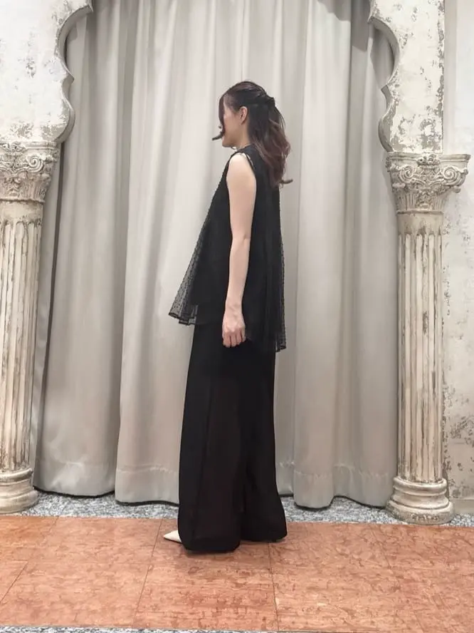 GRACE CONTINENTAL The Banquet 関谷　真琴 コーディネート画像