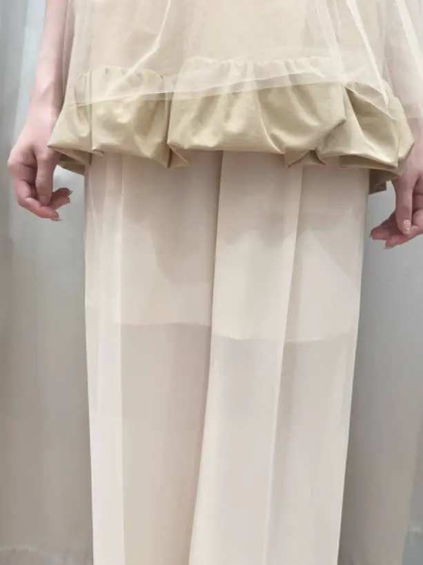 GRACE CONTINENTAL The Banquet 関谷　真琴 コーディネート画像