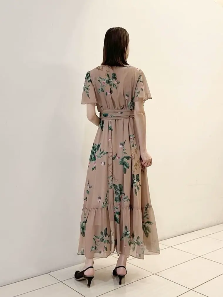 GRACE CONTINENTAL The Banquet 亀田 未希 コーディネート画像