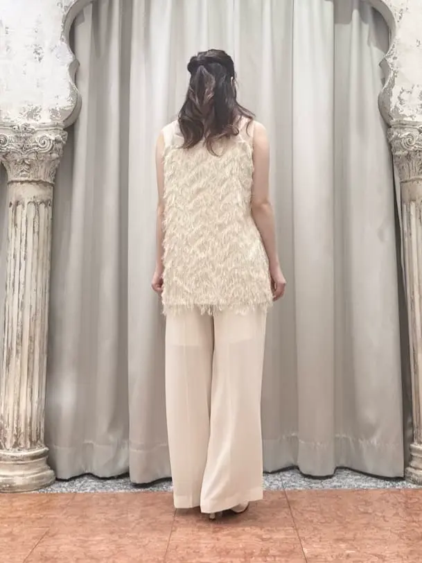 GRACE CONTINENTAL The Banquet 関谷　真琴 コーディネート画像