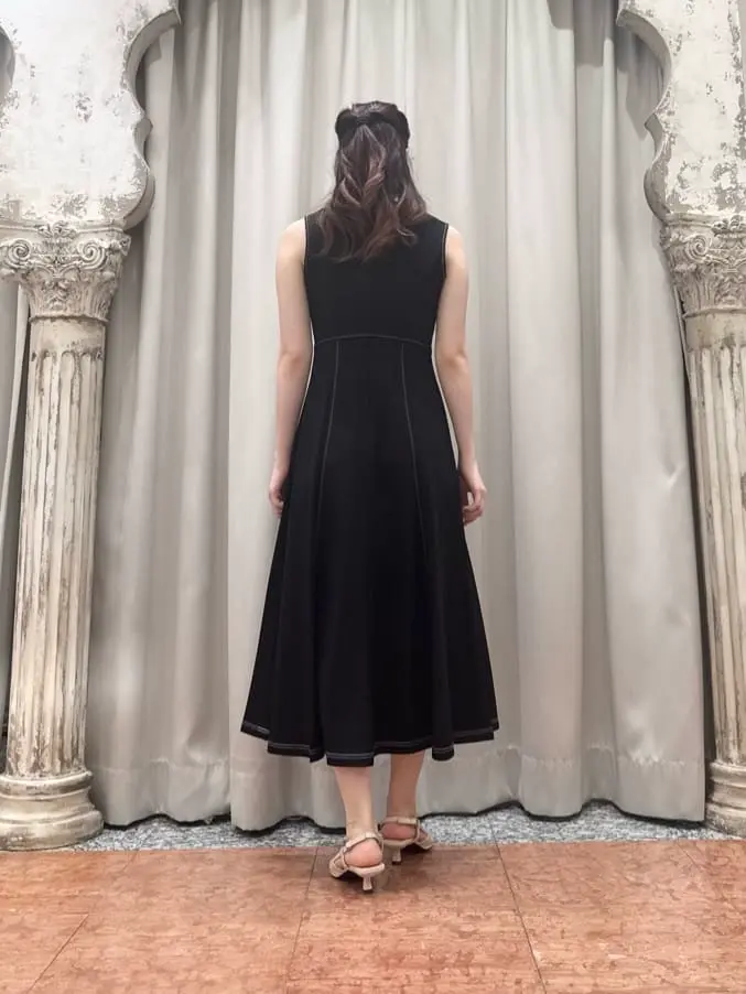 GRACE CONTINENTAL The Banquet 関谷　真琴 コーディネート画像