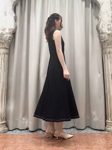 GRACE CONTINENTAL The Banquet 関谷　真琴 コーディネート画像