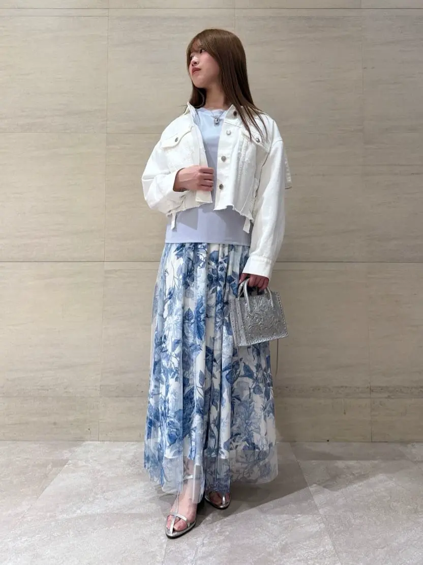  近藤　紫織 コーディネート画像