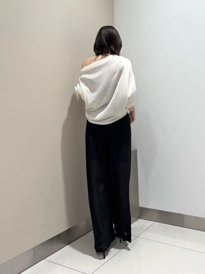 GRACE CONTINENTAL The Banquet Suzuka コーディネート画像