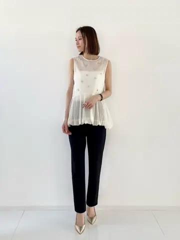 GRACE CONTINENTAL The Banquet 亀田 未希 コーディネート画像