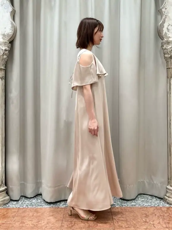 GRACE CONTINENTAL The Banquet eri コーディネート画像