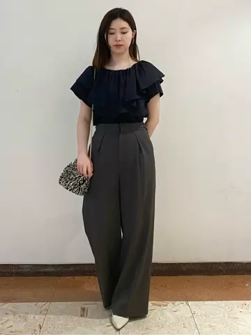 GRACE CONTINENTAL The Banquet mikiho コーディネート画像