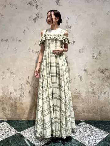 GRACE CONTINENTAL The Banquet Suzuka コーディネート画像