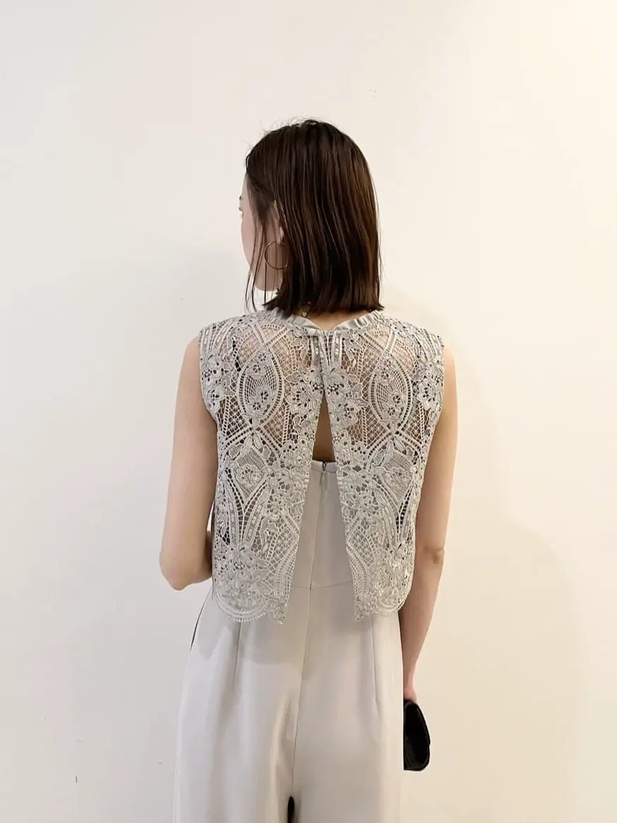 GRACE CONTINENTAL The Banquet 亀田 未希 コーディネート画像