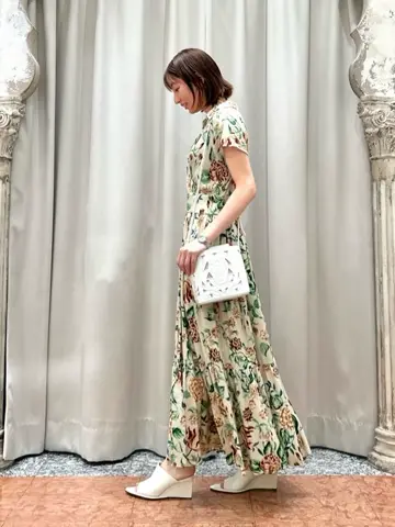 GRACE CONTINENTAL The Banquet eri コーディネート画像