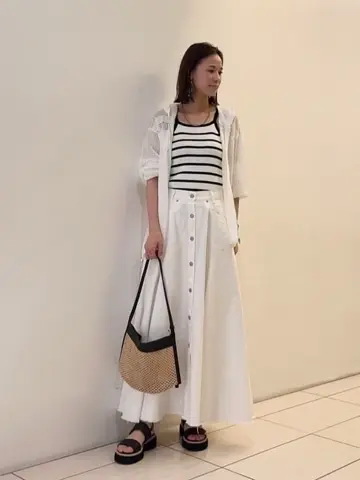 GRACE CONTINENTAL The Banquet 亀田 未希 コーディネート画像